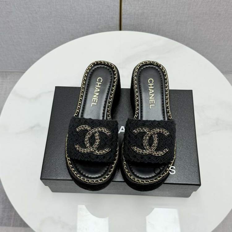 Picture of Chanel Shoes _SKUChanelsz35-40SS05292937